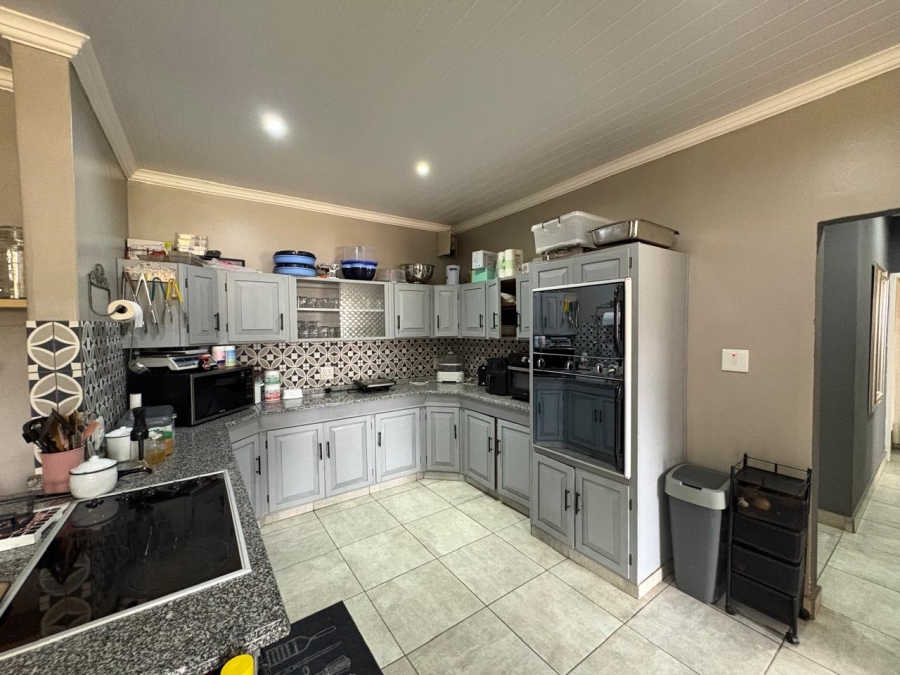 3 Bedroom Property for Sale in Wolmaransstad North West
